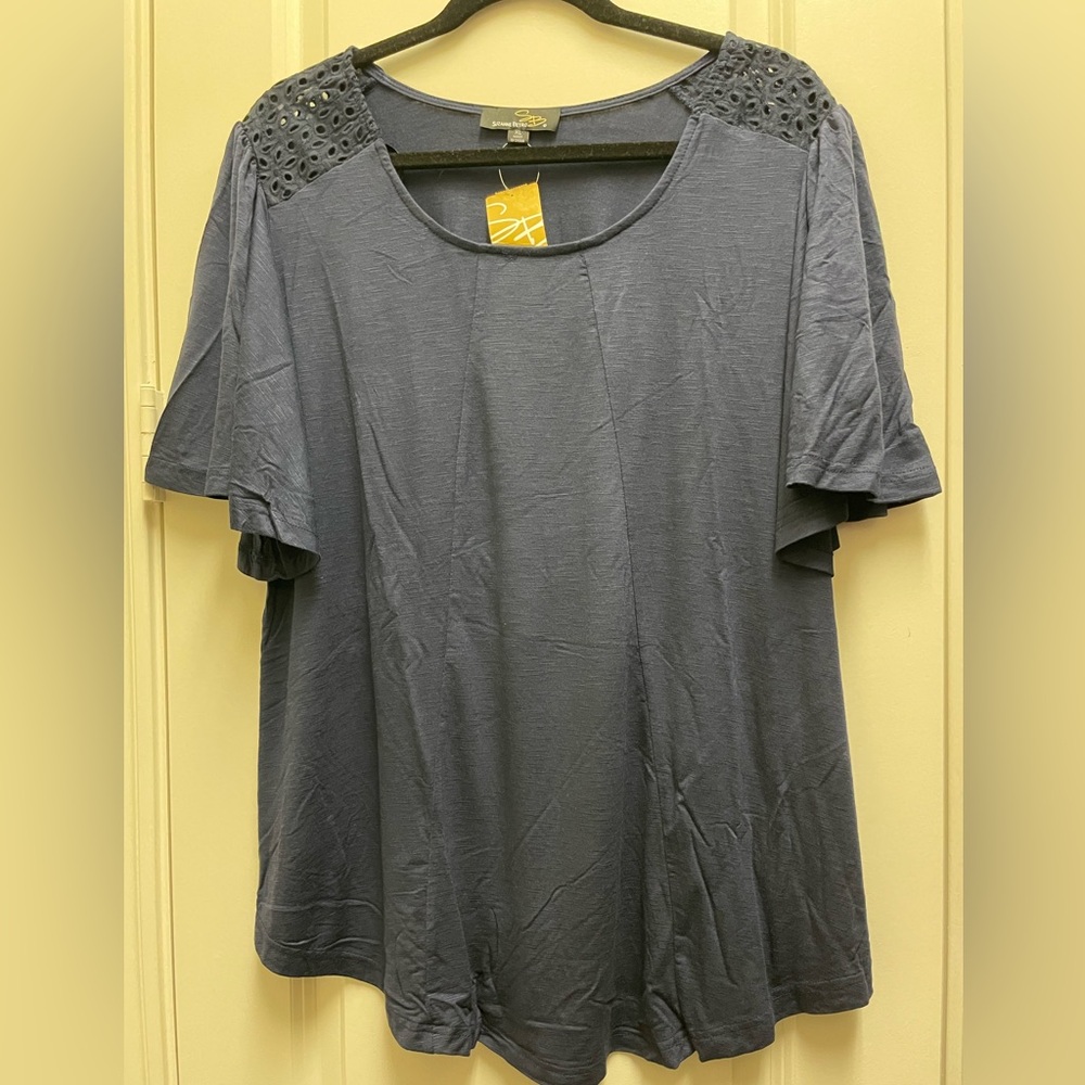 Suzanne Betro Women's Navy Blue Top